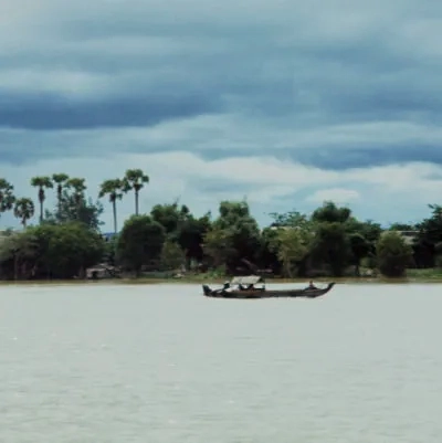 Houses by Tonlé Sap
