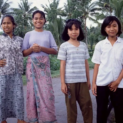 Girls at Loyok, Lombok